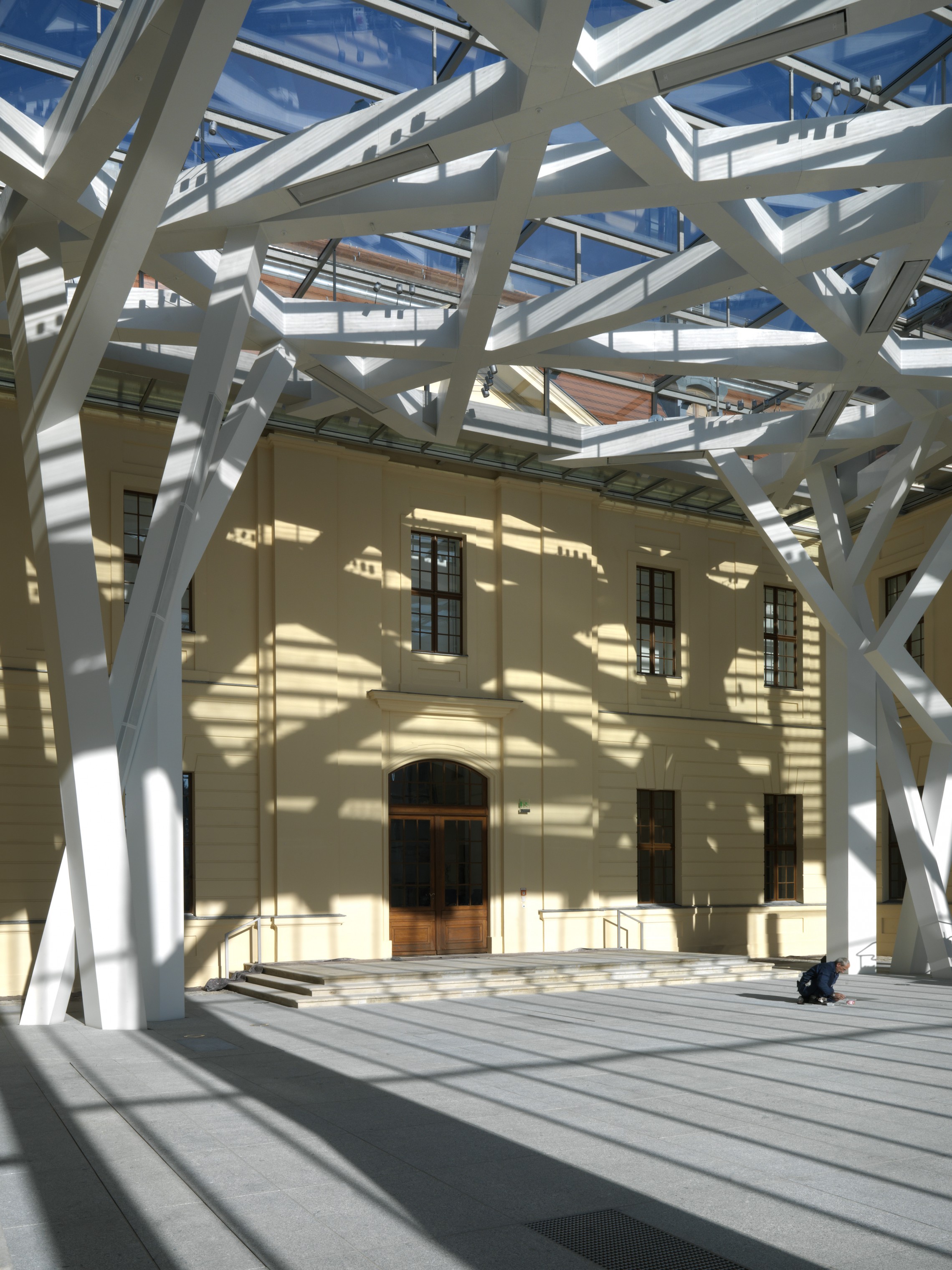 Glass Courtyard, Jewish Museum Berlin - Libeskind