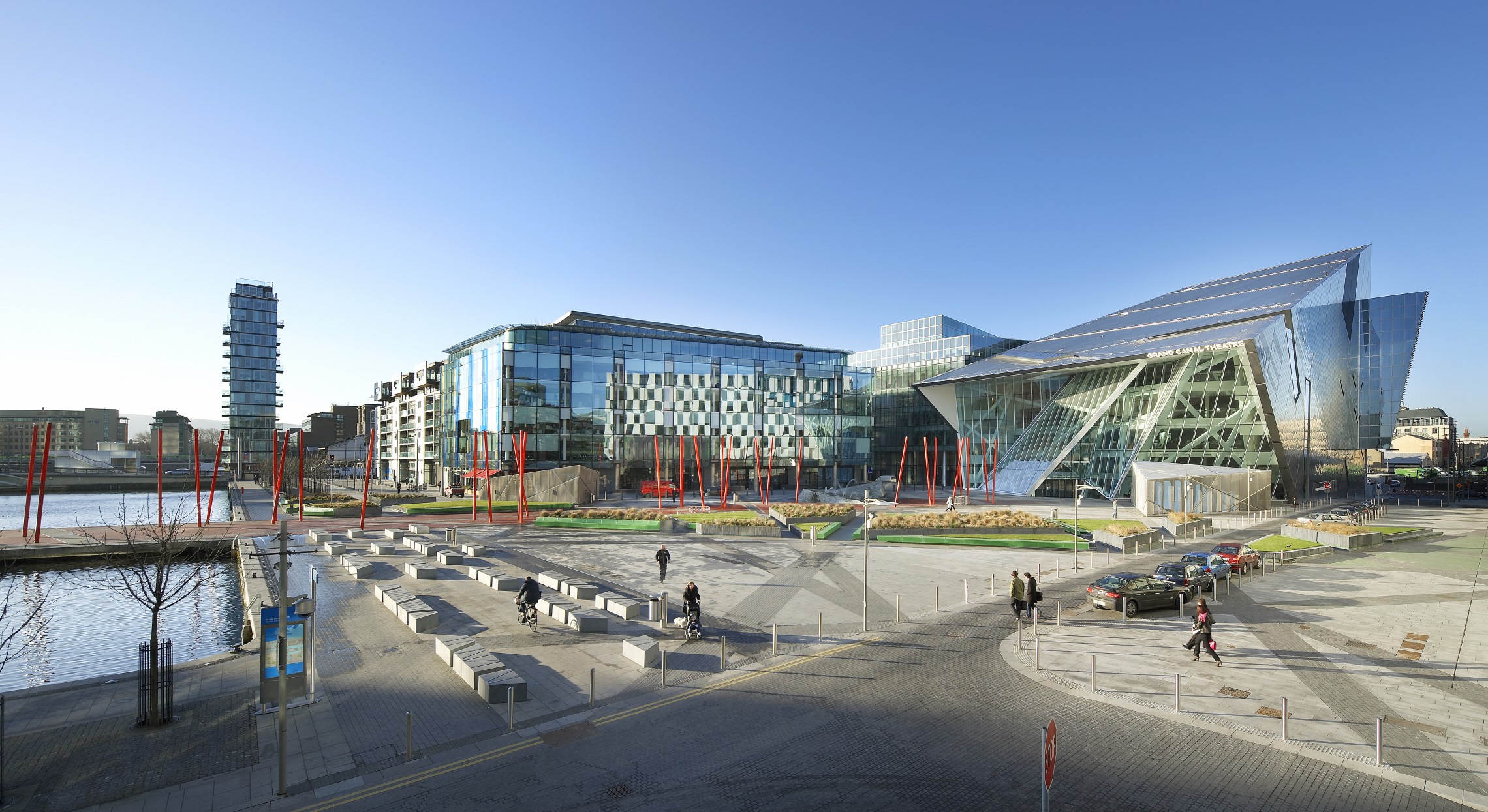 bord-g-is-energy-theatre-and-grand-canal-commercial-development-libeskind